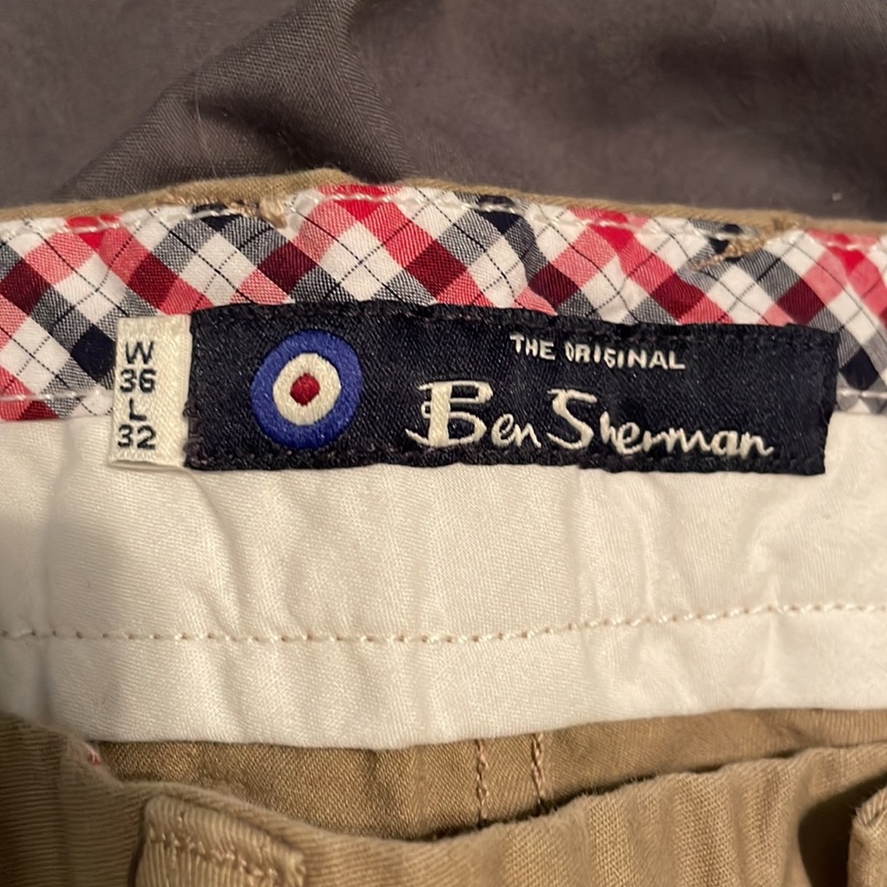 Ben Sherman Khaki pants 36” waist - Picture 6 of 6